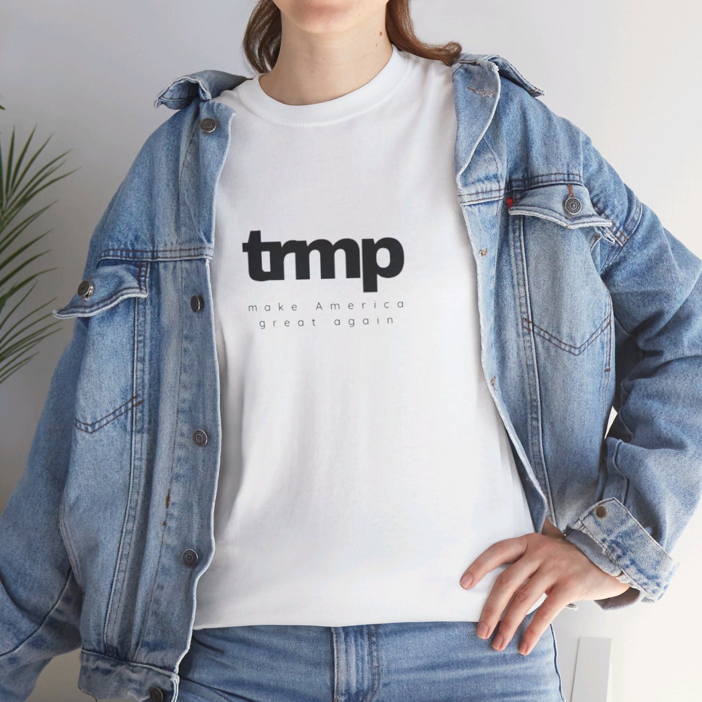 Trump 'minimalist' Shirt - white